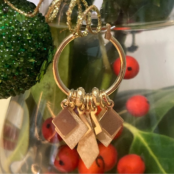 Museum Collection Sensitive Ears Gold-tone Hypo-allergenic hoop w/dangles 2" NEW - Picture 6 of 6